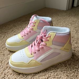 New/unworn pastel high-top sneakers, size 10